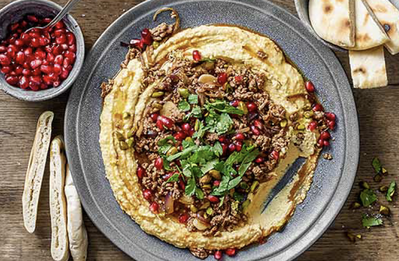 Hachis de bœuf épicé et houmous